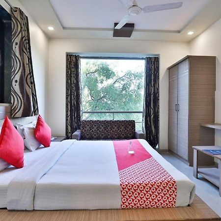 Hotel The Grand Pritam Gandhinagar Exterior photo
