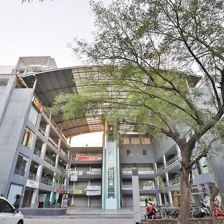 Hotel The Grand Pritam Gandhinagar Exterior photo